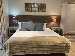 Pinewood Cottage Deluxe Self Catering Apartments