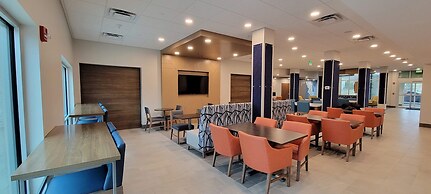 Holiday Inn Express White Marsh by IHG