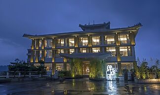 Hotel Day Plus Sun Moon Lake