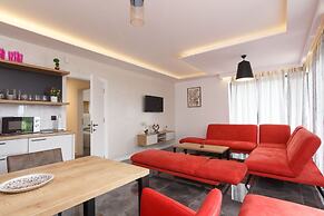 Deluxe Feliciano Apartments