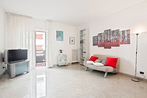 Pane & Pomodoro Beach Roomy Flat
