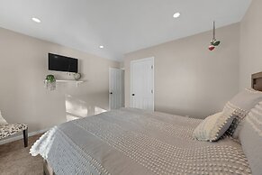 Jcr Taunton Bay Hideaway 3 Bedroom Home by RedAwning