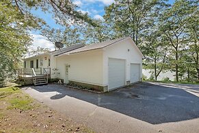 Jcr Taunton Bay Hideaway 3 Bedroom Home by RedAwning