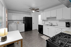 Peaceful Modern Family Home In Fayetteville! 3 Bedroom Home by Redawni