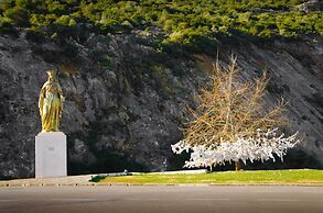 Silver Tower Residence