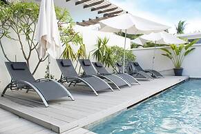 Luxury Modern 2-bed Apartment Pereybere Grand Baie