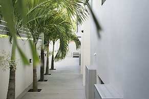 Luxury Modern 2-bed Apartment Pereybere Grand Baie