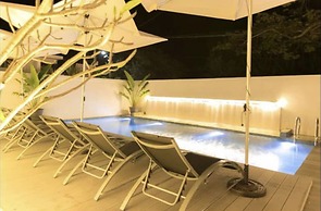 Luxury Modern 2-bed Apartment Pereybere Grand Baie