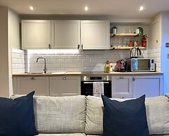 Stylish Studio Apartment in Clifton Village