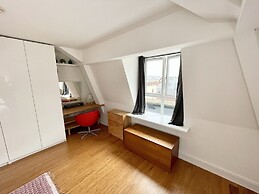 Bright 1 Double bed Apartment Near Cabot Circus