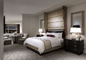 The Palazzo Prestige Club Lounge
