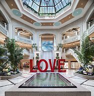The Palazzo Prestige Club Lounge