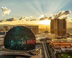 The Palazzo Prestige Club Lounge