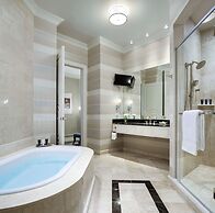 The Palazzo Prestige Club Lounge