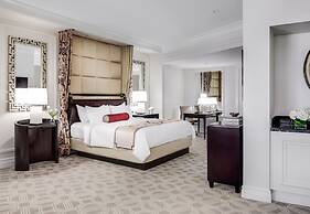 The Palazzo Prestige Club Lounge