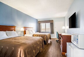 Quality Inn - On The Lake Clarksville-Boydton