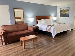 Quality Inn - On The Lake Clarksville-Boydton