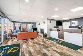 Quality Inn - On The Lake Clarksville-Boydton