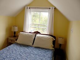 Davis Square Inn