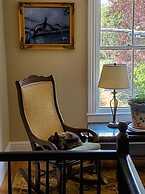 Davis Square Inn