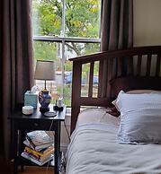Davis Square Inn