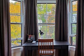 Davis Square Inn