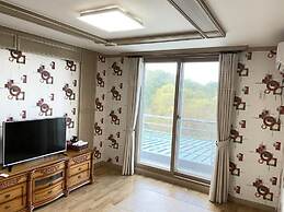 Sokcho Haeoleumhouse