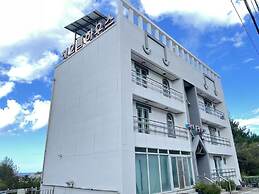 Sokcho Haeoleumhouse