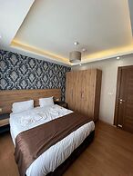 INDİANA HOTEL