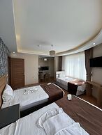 INDİANA HOTEL