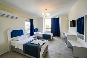 BLUE PEARL HOTEL& VILLAS
