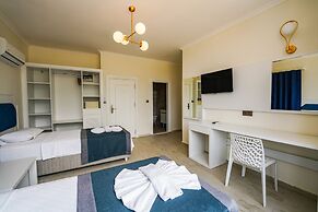 BLUE PEARL HOTEL& VILLAS