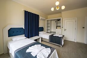 BLUE PEARL HOTEL& VILLAS