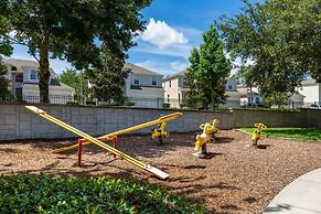 Martin's Windsor Hills Condo 3 Bedroom Condo by Redawning