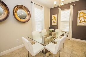 The Chester Solterra Resort Vacation Home 6 Bedroom Home by Redawning