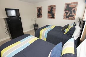 The Chester Solterra Resort Vacation Home 6 Bedroom Home by Redawning