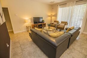 The Chester Solterra Resort Vacation Home 6 Bedroom Home by Redawning