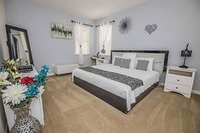 The Stirling Luxury Solterra Vacation Home 6 Bedroom Home by Redawning