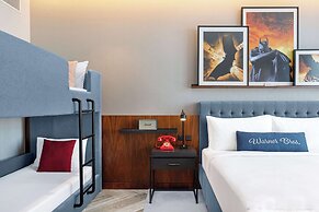 The WB Abu Dhabi, Curio Collection by Hilton