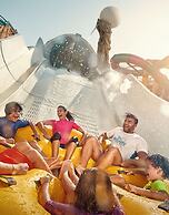 The WB Abu Dhabi, Curio Collection by Hilton