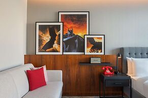 The WB Abu Dhabi, Curio Collection by Hilton