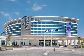 The WB Abu Dhabi, Curio Collection by Hilton