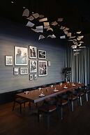 The WB Abu Dhabi, Curio Collection by Hilton