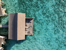 Hilton Maldives Amingiri Resort & Spa