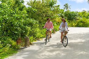 Hilton Maldives Amingiri Resort & Spa