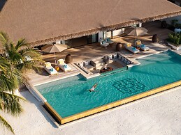 Hilton Maldives Amingiri Resort & Spa