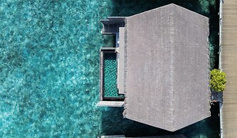 Hilton Maldives Amingiri Resort & Spa