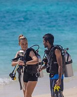 Hilton Maldives Amingiri Resort & Spa