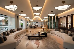 Hilton Maldives Amingiri Resort & Spa