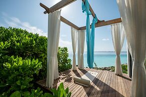 Hilton Maldives Amingiri Resort & Spa